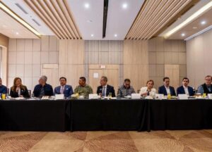La reunión, encabezada por Héctor Gutiérrez, analiza importantes proyectos federales en Nuevo León que impactarán la región.