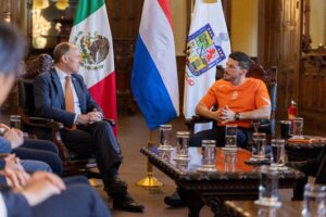 Los representantes de Países Bajos visitan Nuevo León para verificar los preparativos logísticos para el Mundial 2026.