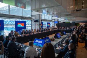 Nuevo León establece un nuevo comité para coordinar estrategias rumbo al Mundial 2026, integrando esfuerzos estatales y municipales.