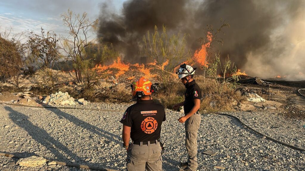 La corporación solicita a la población precaución ante el riesgo de incendios, reportando cualquier señal de humo o fuego.