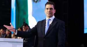El PAN busca definir su candidato a la gubernatura de Nuevo León antes que Morena, buscando atraer votos opositores.