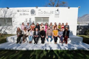San Pedro presenta una escuela artística innovadora que ofrece formación técnica y académica con validez nacional para talentos emergentes.
