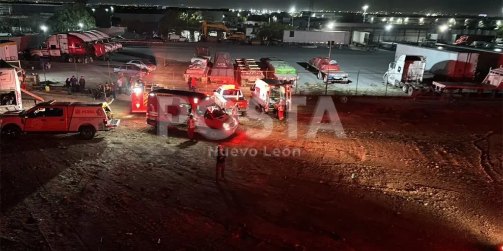 Un trabajador falleció y varios resultaron heridos tras un accidente con un autobús en Apodaca, Nuevo León.