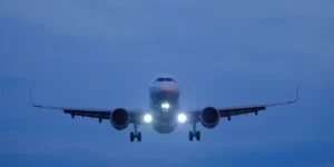 Las operaciones aéreas del Aeropuerto de Monterrey ofrecen vuelos a múltiples destinos nacionales e internacionales hoy 12 de mayo.