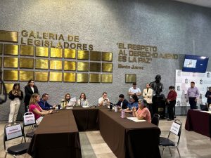 El juicio político contra el gobernador ha sido aprobado, pero la ausencia de Morena genera incertidumbre política.