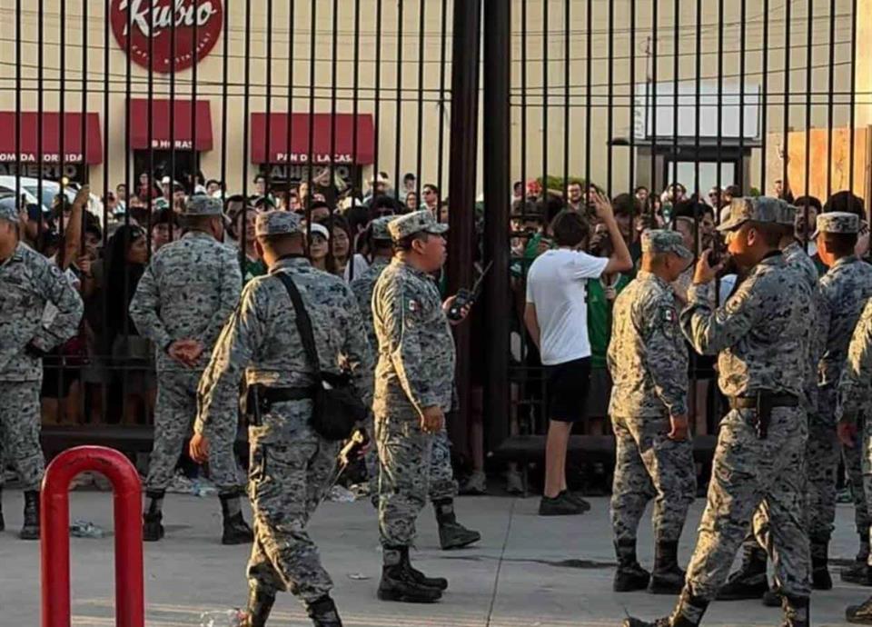El Fan Fest en Monterrey ha llegado a su máxima capacidad, cerrando accesos y generando gran expectación entre los asistentes.