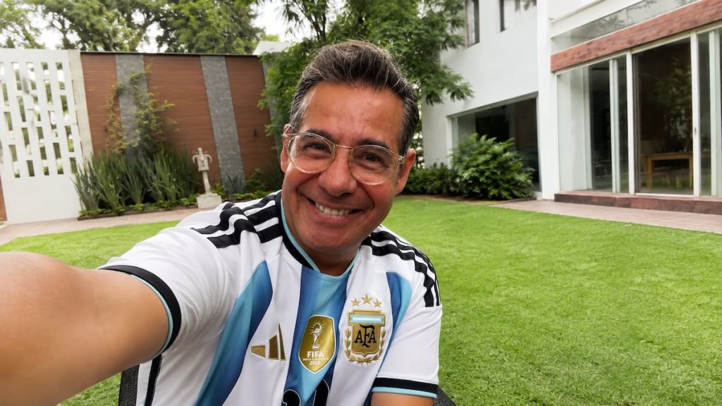 Yordi Rosado desata controversia tras celebrar el avance de Argentina a la final del Mundial 2026 en redes sociales.