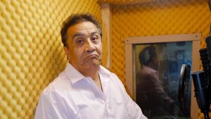 La escuela de doblaje ENALOC cancela las clases de Alfonso Obregón tras una nueva denuncia de abuso, actuando preventivamente.