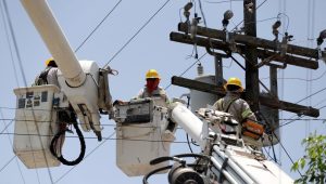 La CFE realiza una monumental inversión en Nuevo León que transformará la infraestructura eléctrica en la región metropolitana.