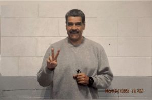 El presidente Nicolás Maduro alega inmunidad como jefe de Estado para desestimar un caso de narcotráfico en Estados Unidos.