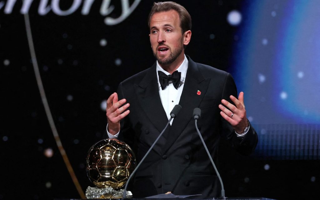 Harry Kane fue aclamado como el mejor jugador del mundo, llevándose el Balón de Oro 2026 en una emocionante ceremonia.
