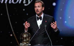 Harry Kane fue aclamado como el mejor jugador del mundo, llevándose el Balón de Oro 2026 en una emocionante ceremonia.