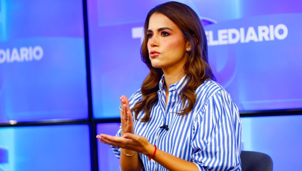 Lorena de la Garza destaca la importancia de coordinar la Regio Ruta entre municipios para mejorar el transporte en la zona.